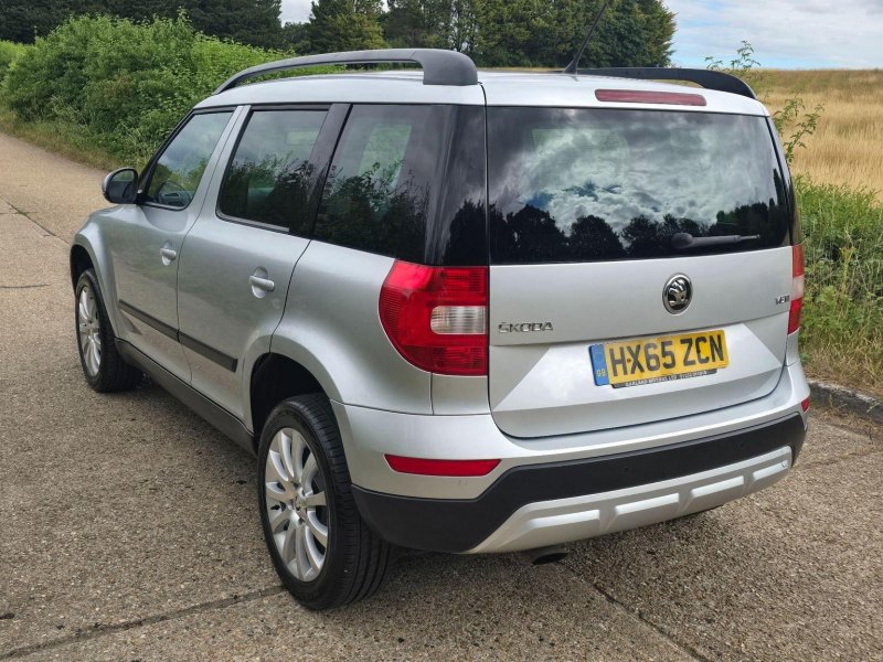 SKODA YETI