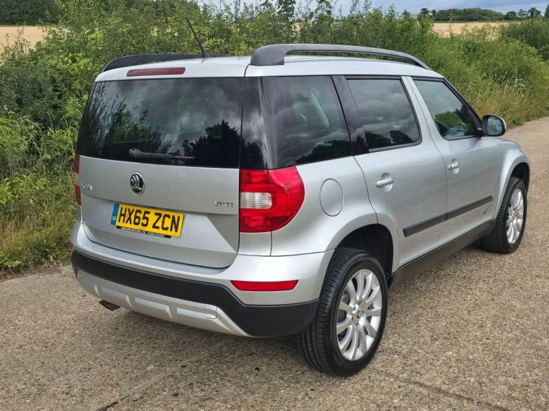 SKODA YETI