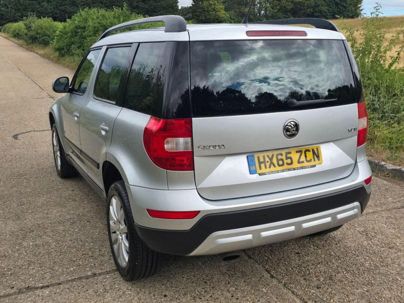 SKODA YETI