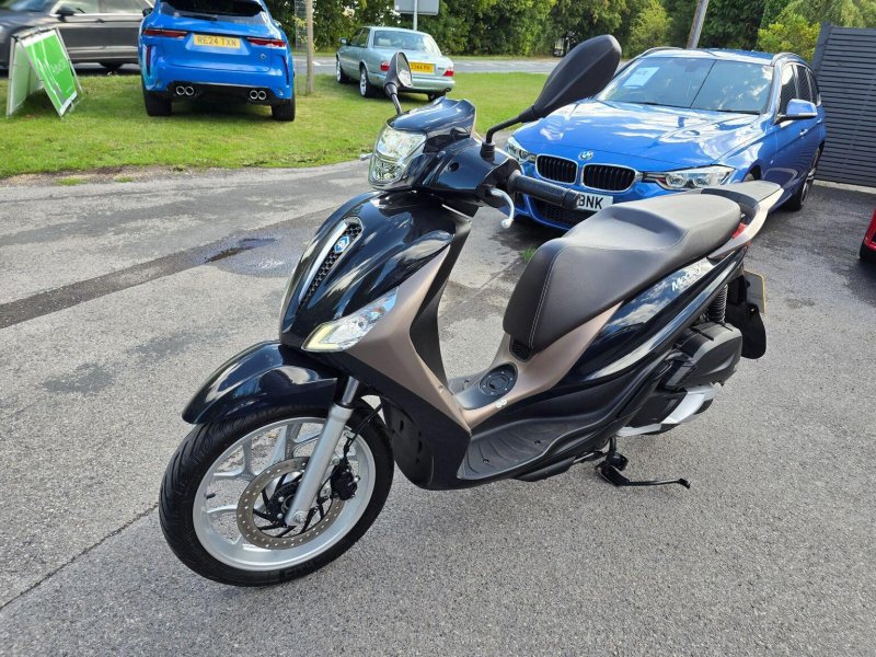 PIAGGIO Medley 125