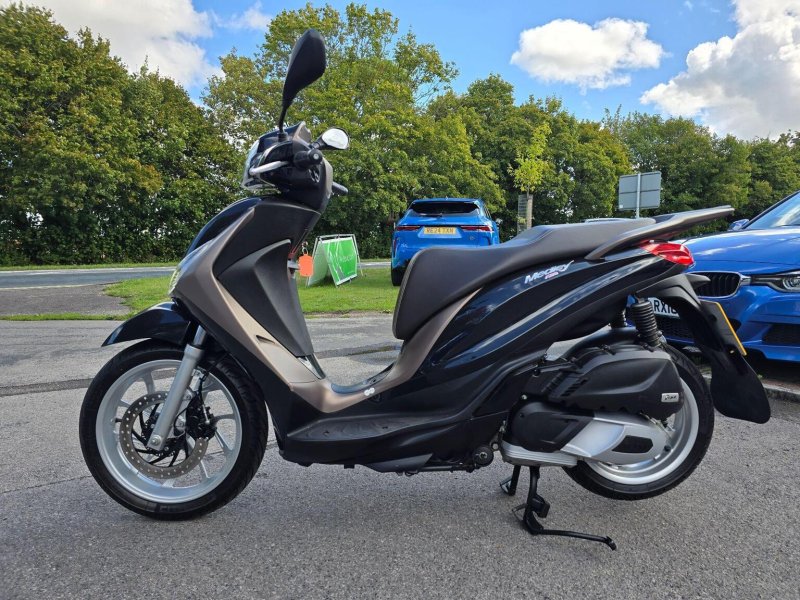 PIAGGIO Medley 125