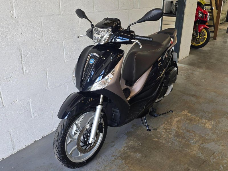 PIAGGIO Medley 125