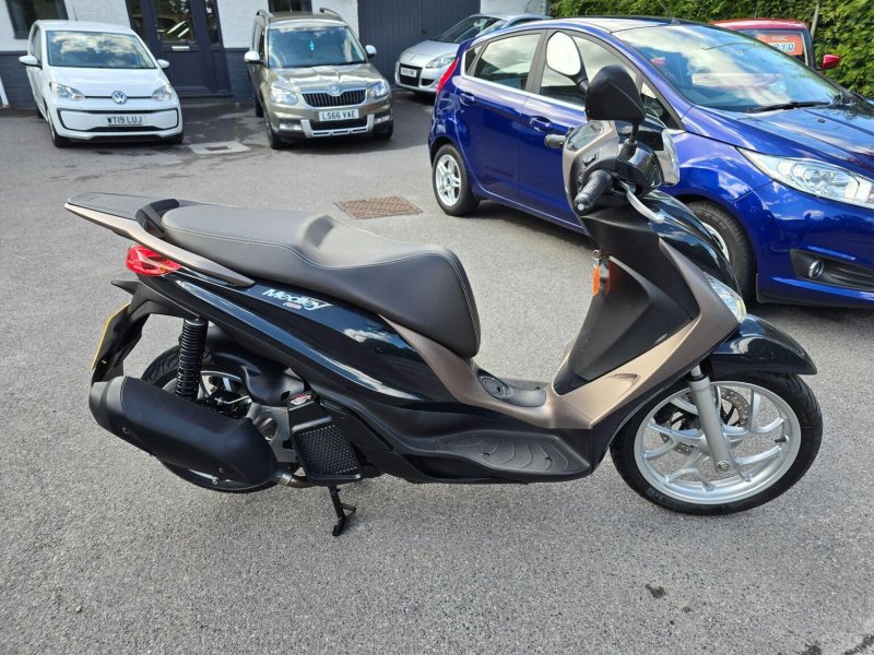 PIAGGIO Medley 125