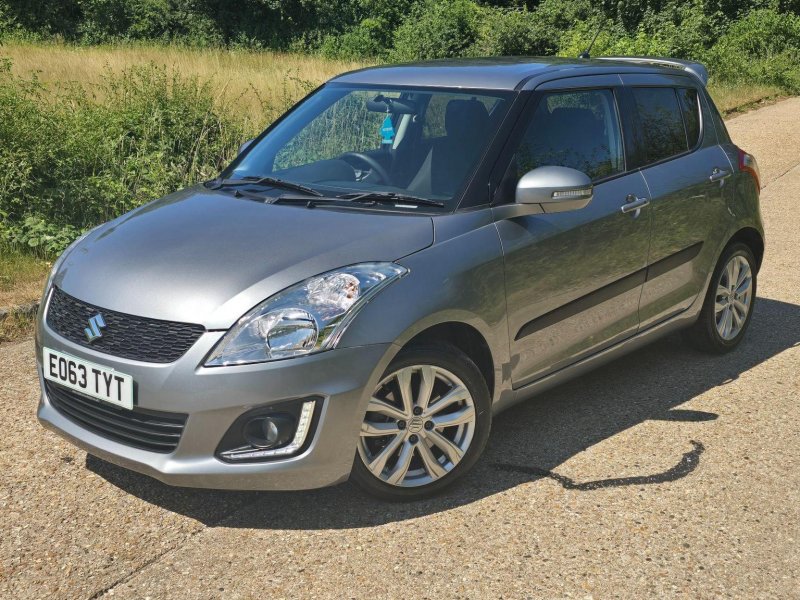 SUZUKI SWIFT