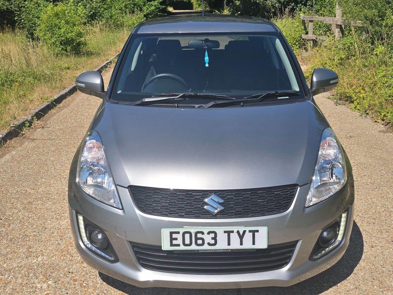 SUZUKI SWIFT