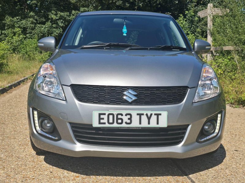 SUZUKI SWIFT