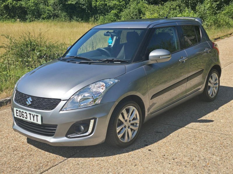 SUZUKI SWIFT