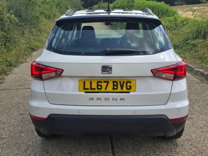 SEAT ARONA