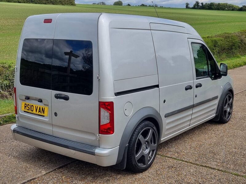 FORD TRANSIT CONNECT