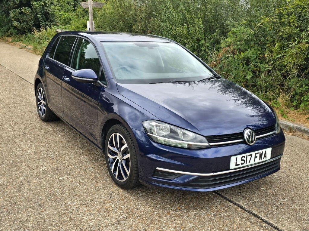 2017 Volkswagen GOLF